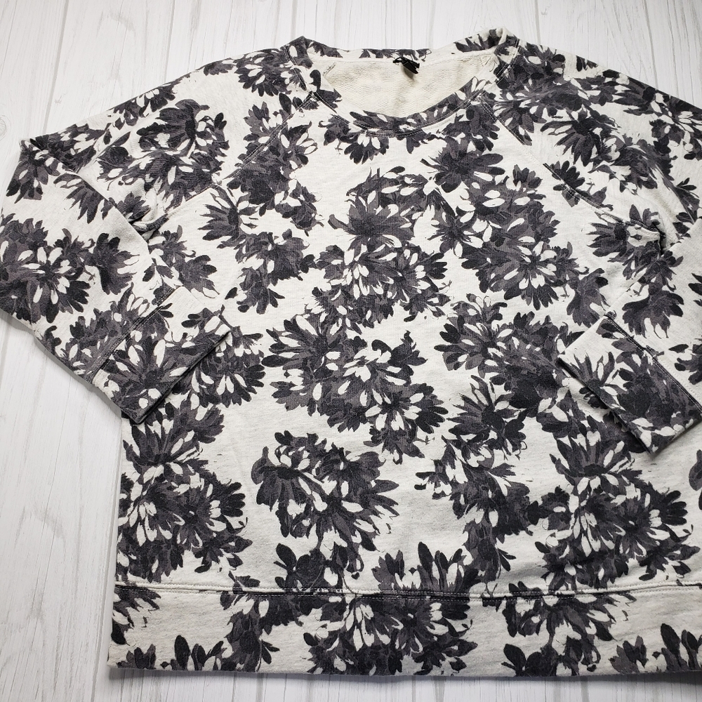 J. Crew Pullover Floral Print Black Label Sweater Size Large